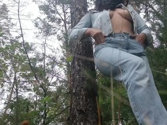 Возбудилась на природе чтобы дома отдаться - Screenshot 1 of 16 - In The Forest