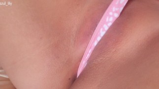 Masajeando mi pequeño coño- Masturbation en solitario