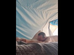 Cunnilingus в палатке - Screenshot 15 of 16 - Beach