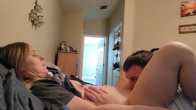 Thick MILF on the receiving end of body shaking orgasm