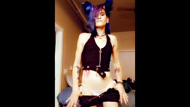 Trans girl tease! Wanna cum see more?m😘