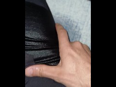 Desperate hissing piss in cycling shorts - Screenshot 7 of 16 - Pee