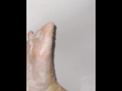 Hot Goth Girl Bubbly Foot Teasing and Scrubbing