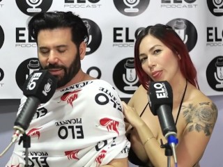 Anahi Loves me hace masajes en el cuarto picante