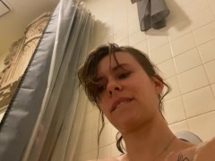 Hot POV Blowjob in Bathtub with Sexy Couple - Jamie Stone