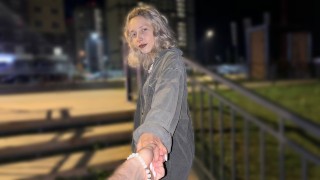 私は私のボーイフレンドが私にCheatingことを心配していません!隣人と彼をだまして私の猫を中出し