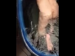 露天風呂で朝風呂 - Screenshot 9 of 16 - 日本人