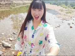 【ビショビショ】河原ノーブラ散歩中に水を掛けられ...💦人妻,熟女,日本人,無修正,素人,個撮,個人撮影,ちくぽち,ヌード,野外露出,屋外,オナニー - Screenshot 10 of 16 - Youtuber
