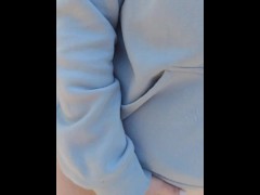 من در ماشینم بودم و در جاده یک فاحشه را پیدا کردم و او را به مکانی آرام بردم تا رابطه جنسی داشته باش