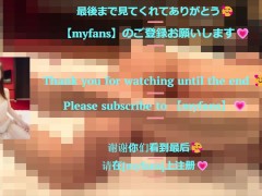 ドS女がM男の口を塞ぎながら乳首やフル勃起チンポを激しく手コキ♡　窒息寸前でいつも以上に勃起したチンポをぬるぬるローションで亀頭責め💕 - Screenshot 9 of 16 - M男