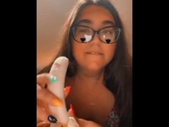 Feedme - Screenshot 8 of 16 - Big Tits Milf