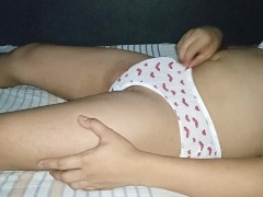 Cumshot in heart-printed panty - Screenshot 8 of 16 - Panty