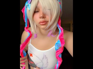 Нуждающийся стример перегружает OMG Angel Kawaii Kangel