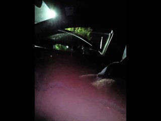 Masturbaiting outside in Front of a Hotel with People around at Night Hard Cumshot