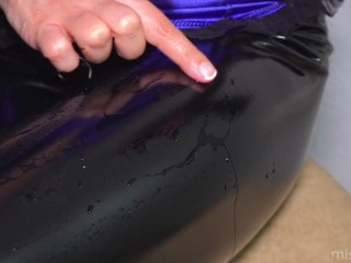 Beautiful Water Splatters on my Wetlook Leather Leggings