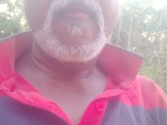 තොල් රහට උරාගන්න