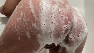 мыльная попка дразнит