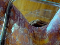 レギンス姿の日本人女性の黄色いおしっこ。 - Screenshot 9 of 16 - 日本人