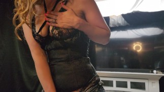 POV Ich konnte nicht anders, als zu SCHUMMELN! Heiße und geile MILF Dirty Talk JOI Deep Throating und Rauchen