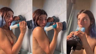 Sucer 2 godes monstre dans mon bain