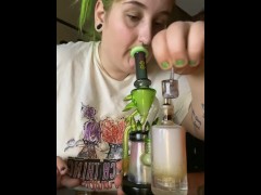 Smokewithme:) - Screenshot 5 of 16 - Smoking 420