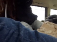 誰もいない某ダムの駐車場で野外フェラ。口内発射されて自分もいっちゃうド変態彼女。 - Screenshot 7 of 16 - フェラ 抜き