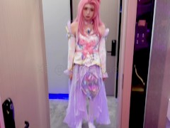 甜美游戏陪玩被老板按在床上 - Screenshot 2 of 16 - Chinese Cosplay