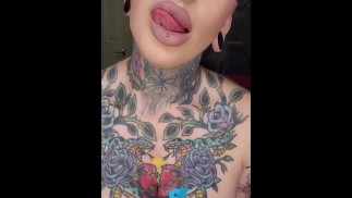 Big boobs tattooed girl seduces you to fuck her in bed. Full version on OnlyFans.