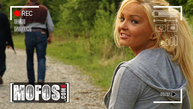VINTAGE MOFOS - Hot Blonde Jenna Lovely Goes For A Run, Ends Up Flashing Her Tits To A Stranger