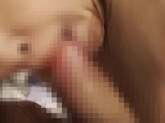 【人妻 個人撮影】チンポ大好き変態人妻 チンポを美味しそうに咥えながら悶絶♡連続イキ理性が崩壊しても咥えたチンポは離さない♡ - Screenshot 2 of 16 - Hentai