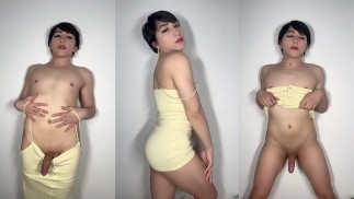 Süße asiatische Sissy Femboy Schwanz necken Anbetung und riesigen Cumshot