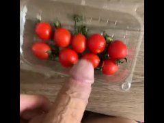 Tomatoes red - Screenshot 11 of 16 - Red