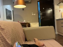 女大学生勤工俭学送外卖，不小心打翻客人东西被威胁肉偿无码 - Screenshot 2 of 16 - 情侣