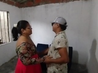 Big ass stepmom seduces her daughter’s boyfriend while she’s not at home. Part 1