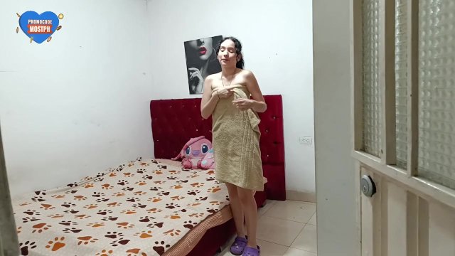I SAW MY STEPSISTER MASTURBATING IN HER ROOM I'M GOING TO HELP HER WITH MY COCK