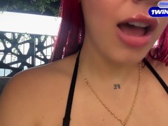 El jacuzzi me puso tan cachonda que terminé tocando mi rico coño