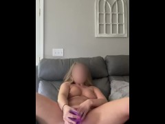 MILF- Big Dildo Fills Me Up !! I Cum Immediately !!