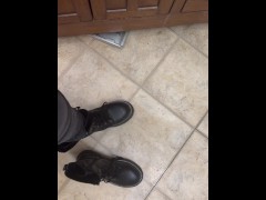 Boot try-on + toe wiggling - Screenshot 8 of 16 - Boots