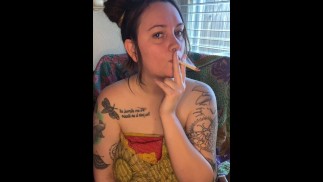 Sexy Solo Smoke Break(more on OF)