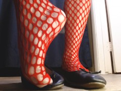 Red Fishnets Ballet Flats Shoeplay Dipping Toe Wiggling - Screenshot 15 of 16 - Feet Fetish