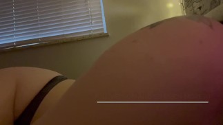 POV : homme trans Genderfluid vous suce la bite