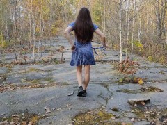 Я раздеваюсь и бегаю голышом, мне это очень нравится - Screenshot 1 of 16 - Naked