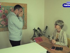 Милфа начальница залетела от подчиненного (4 Серия) 3/16