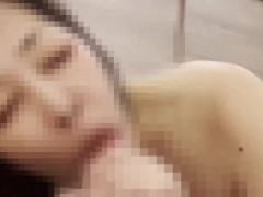 【人妻 素人】フェラチオが大好きな変態人妻 「美味しい♡」「いっぱい出てくるよ♡」「まだ射精しちゃダメだからね！」チンポをしゃぶりつくし大満足♡ - Screenshot 11 of 16 - 射精管理