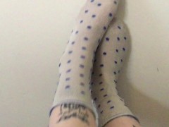 scratchy socks fetish ASMR - Screenshot 10 of 16 - Scratching