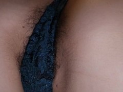 夏の暑い夜にTバックでヨガをしている妻にイタズラ。 - Screenshot 4 of 16 - Naked Yoga