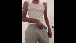 CinzaSweatPantsActivities