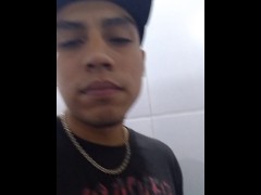 VAPE & PEE 💨 - Screenshot 9 of 16 - Smoking