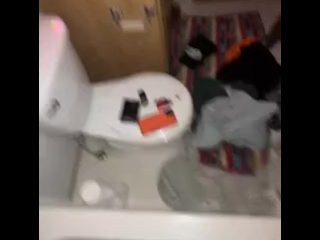 Don’t want to wake my new roommate up she’s watchin a movie in the next room