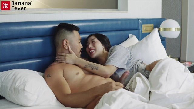 Korean Hottie with Tight Body Elle Lee Is Back for Some Chinese Cock BananaFever